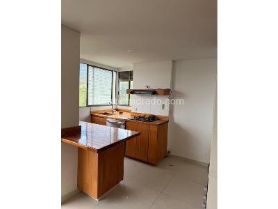 Apartamento de 3 alcobas en venta en Loma De San Jose, Sabaneta, 105 m² · foto 8 de 20