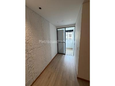 Apartamento de 3 alcobas en venta en Loma De San Jose, Sabaneta, 105 m² · foto 13 de 20