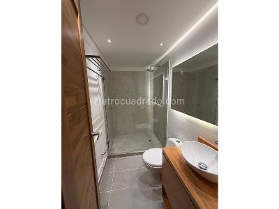 Apartamento de 3 alcobas en venta en Loma De San Jose, Sabaneta, 105 m² · foto 15 de 20