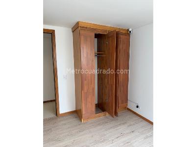 Apartamento de 3 alcobas en venta en Loma De San Jose, Sabaneta, 105 m² · foto 18 de 20
