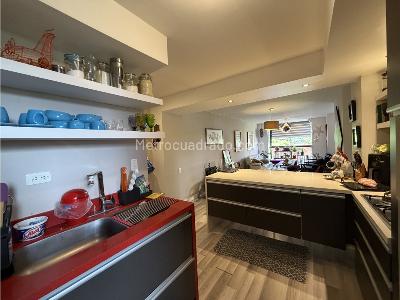 Apartamento en venta en El Poblado, Medellín · foto 7 de 17