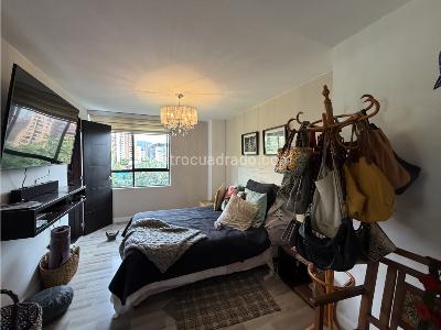 Apartamento en venta en El Poblado, Medellín · foto 11 de 17