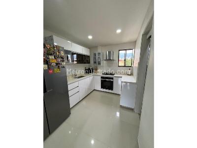 Apartamento en venta en Villa Central, Itagüí · foto 4 de 19