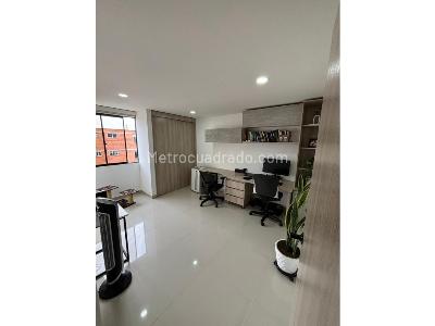 Apartamento en venta en Villa Central, Itagüí · foto 8 de 19
