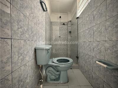 Casa de 4 alcobas en arriendo en El Salvador, Medellín, 134 m² · foto 12 de 16