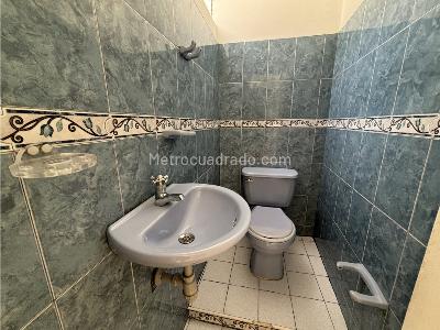 Casa de 4 alcobas en arriendo en El Salvador, Medellín, 134 m² · foto 13 de 16