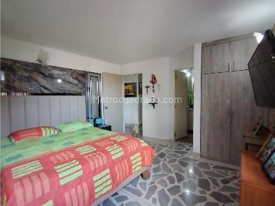 Apartamento en venta en Simon Bolivar, Medellín · foto 7 de 19
