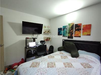 Apartamento en venta en Simon Bolivar, Medellín · foto 12 de 19