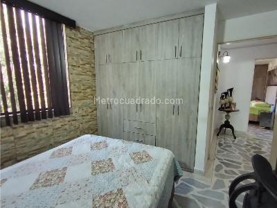 Apartamento en venta en Simon Bolivar, Medellín · foto 14 de 19