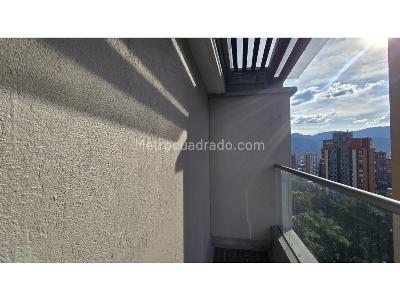 Apartamento de 2 alcobas en arriendo en El Poblado, Medellín, 90 m² · foto 9 de 15
