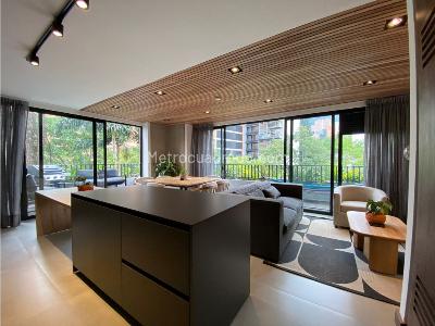 Apartamento de 3 alcobas en venta en Milla De Oro, Medellín, 146 m² · foto 7 de 13
