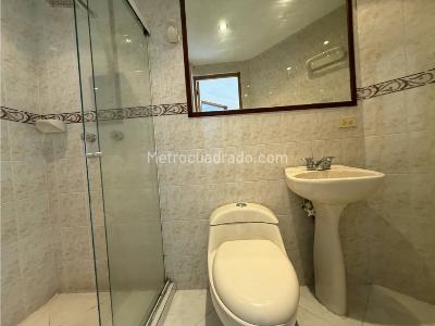 Apartamento de 3 alcobas en venta en Loma Del Indio, Medellín, 100 m² · foto 9 de 13