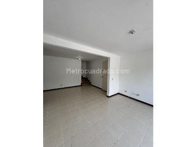 Casa de 4 alcobas en venta en La Mota, Medellín, 121 m² · foto 5 de 16