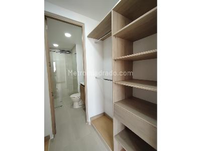Apartamento de 3 alcobas en venta en Conquistadores, Medellín, 91 m² · foto 9 de 10