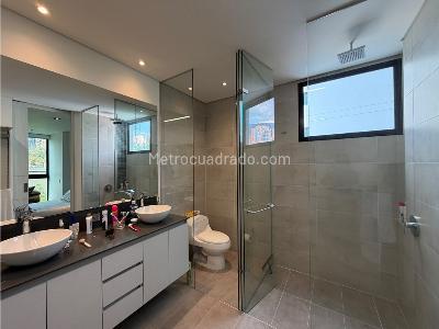 Apartamento en arriendo en Milla De Oro, Medellín · foto 12 de 12