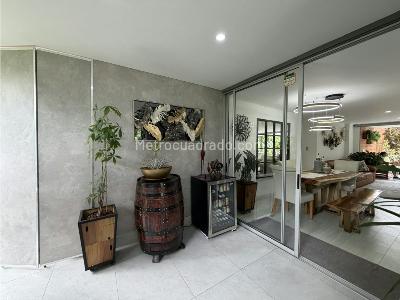 Apartamento en venta en El Poblado, Medellín · foto 12 de 20