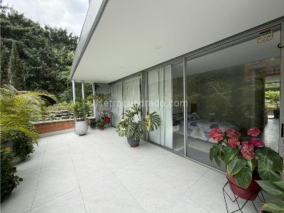 Apartamento en venta en El Poblado, Medellín · foto 20 de 20