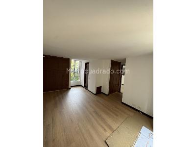Apartamento en venta en El Poblado, Medellín · foto 6 de 10