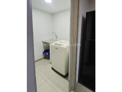 Apartaestudio en venta en El Poblado, Medellín, 50 m² · foto 11 de 13