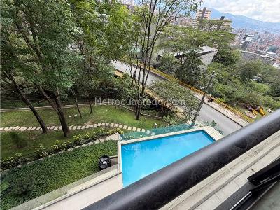 Apartamento de 3 alcobas en venta en El Poblado, Medellín, 102 m² · foto 13 de 14