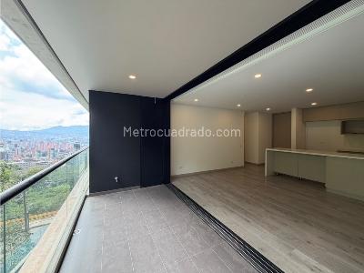 Apartamento de 3 alcobas en venta en El Poblado, Medellín, 102 m² · foto 3 de 14