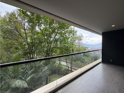 Apartamento de 3 alcobas en venta en El Poblado, Medellín, 102 m² · foto 7 de 14