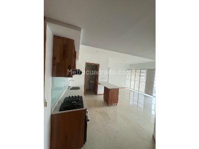 Apartamento de 3 alcobas en venta en Sabaneta, Sabaneta, 91 m² · foto 3 de 14