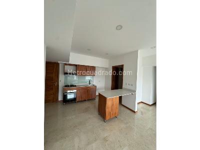 Apartamento de 3 alcobas en venta en Sabaneta, Sabaneta, 91 m² · foto 4 de 14