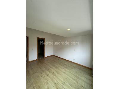 Apartamento de 3 alcobas en venta en Sabaneta, Sabaneta, 91 m² · foto 6 de 14