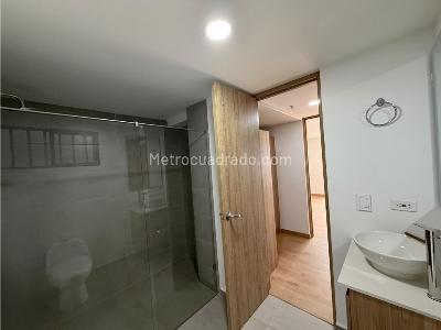 Apartamento de 3 alcobas en venta en El Poblado, Medellín, 101 m² · foto 14 de 20