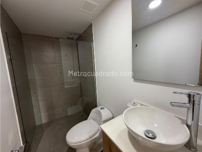 Apartamento de 3 alcobas en venta en El Poblado, Medellín, 101 m² · foto 17 de 20
