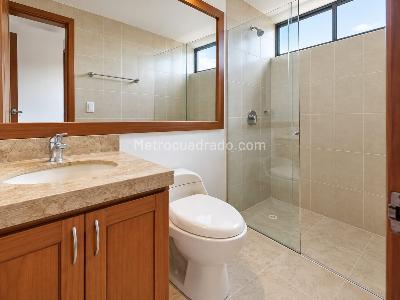 Casa de 4 alcobas en venta en Bochica Sector Bojaca, Chía, 272 m² · foto 12 de 20