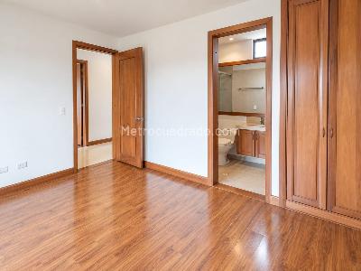 Casa de 4 alcobas en venta en Bochica Sector Bojaca, Chía, 272 m² · foto 14 de 20