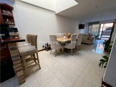 Casa de 4 alcobas en venta en San Antonio De Pereira, Rionegro, 127 m² · foto 6 de 18