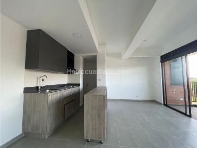Apartamento de 2 alcobas en venta en Barro Blanco, Rionegro, 59 m² · foto 7 de 16