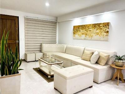 Casa de 3 alcobas en venta en El Porvenir, Rionegro, 180 m² · foto 2 de 20