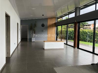 Casa de 3 alcobas en venta en El Carmen, Rionegro, 360 m² · foto 6 de 16