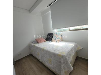 Apartamento de 2 alcobas en venta en San Antonio, Rionegro, 58 m² · foto 6 de 12