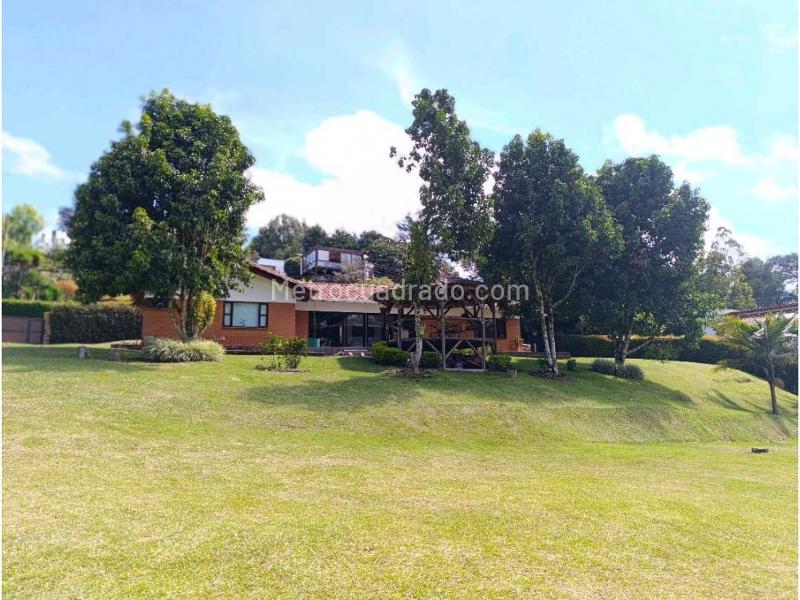 4BR House in Aeropuerto (180 m²)