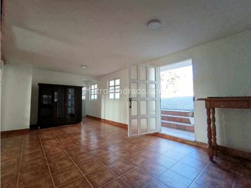 5BR House in Sector Uco (340 m²) - 4