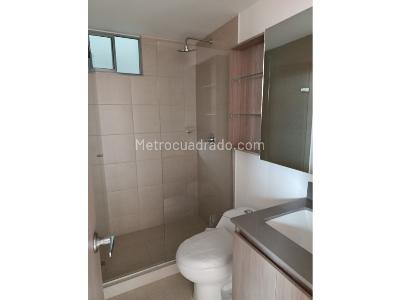 Apartamento de 3 alcobas en venta en San Nicolas, Rionegro, 78 m² · foto 8 de 14