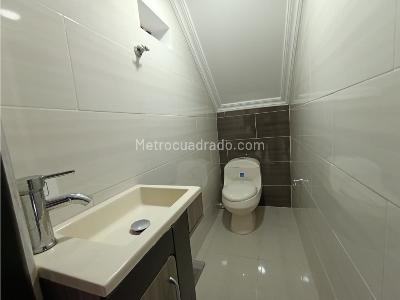 Casa de 3 alcobas en venta en El Porvenir, Rionegro, 220 m² · foto 15 de 20