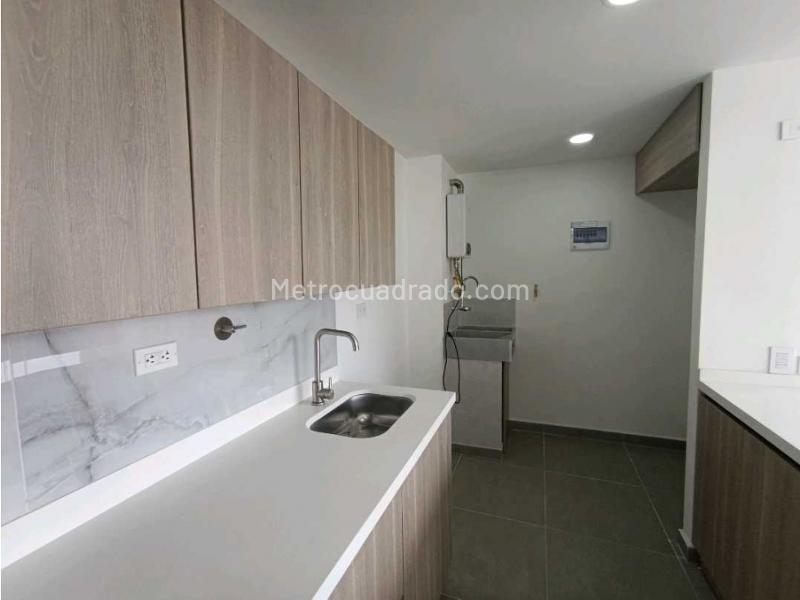 2BR Apartment in Tranvia (51 m²) - 3