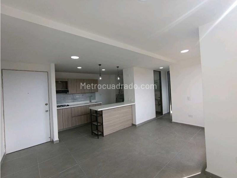 2BR Apartment in Tranvia (51 m²) - 4