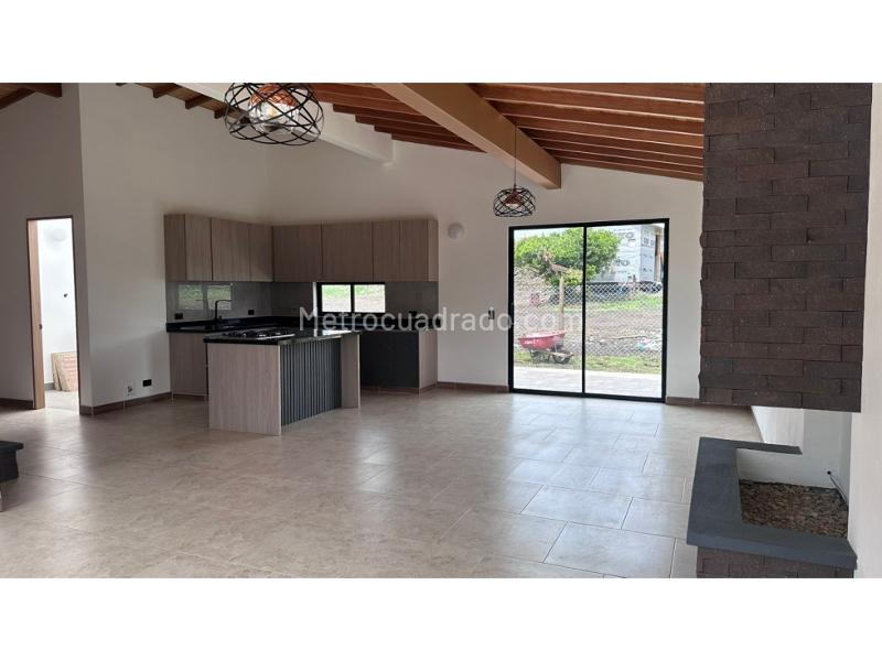 Casa en Arriendo, Vereda El Tablazo, Rionegro - 2