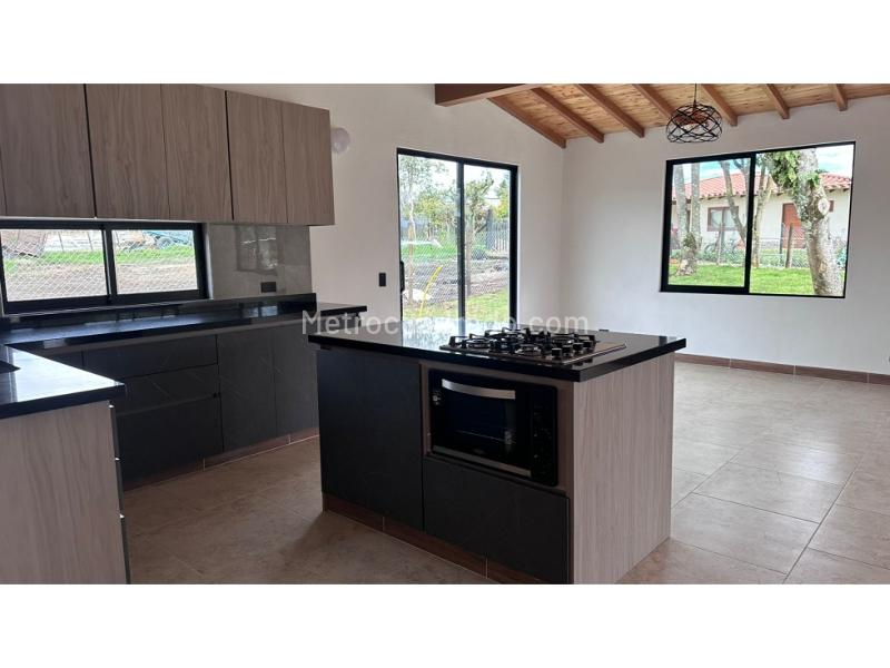 Casa en Arriendo, Vereda El Tablazo, Rionegro - 3