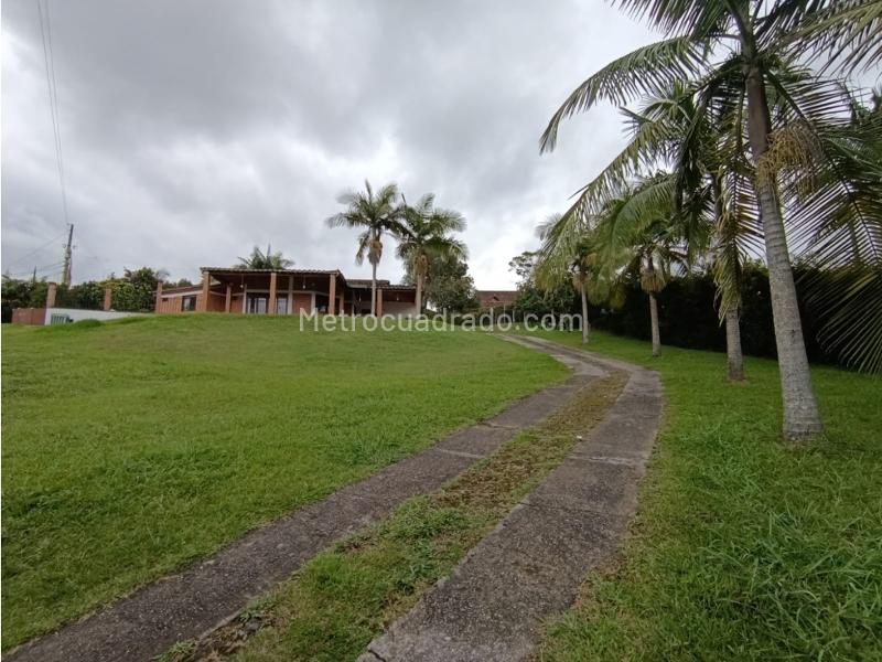 5BR House in Llanogrande (180 m²) - 3