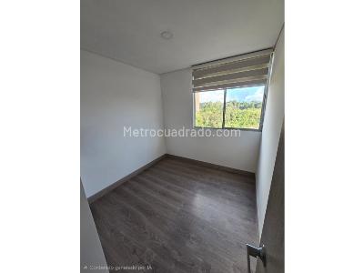 Apartamento de 3 alcobas en arriendo en Los Colegios, Rionegro, 88 m² · foto 8 de 9