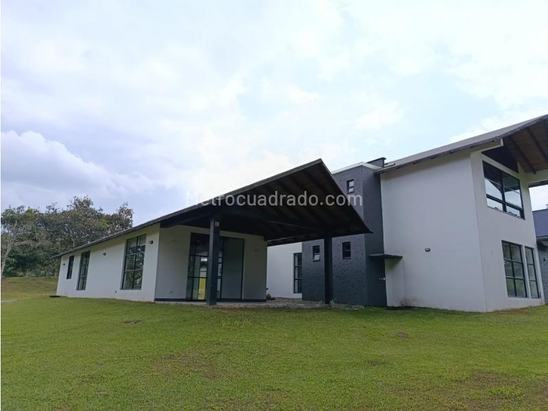 3BR House in El Tablazo (3000 m²) - 3