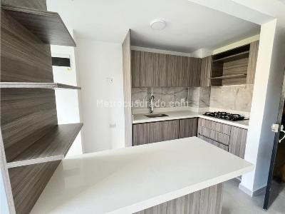 Apartamento de 2 alcobas en venta en Cimarronas, Rionegro, 52 m² · foto 3 de 12